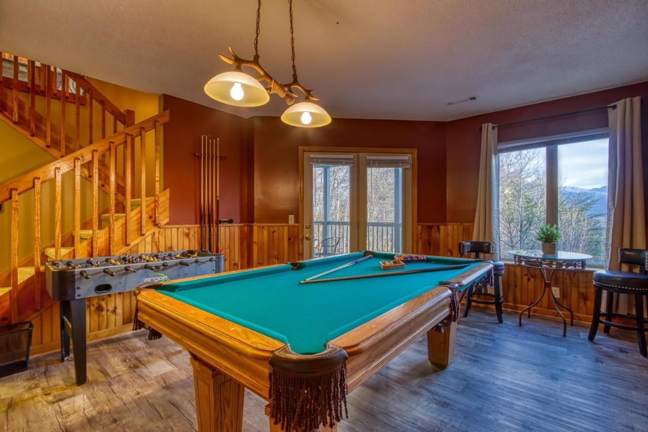 3 Decks, Mtn Views! Tree Tops By Honeybearcabins - Luxury Rain Showers, 3 King Suites, Xl Hottub, Fireplace, Bear Sightings Гатлинбург Экстерьер фото